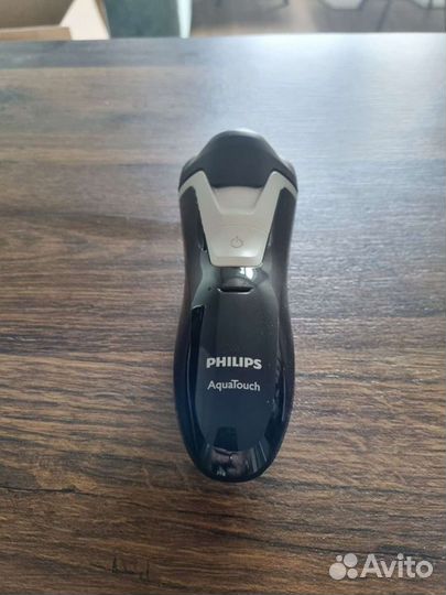 Электрическая бритва Philips Aqua Touch