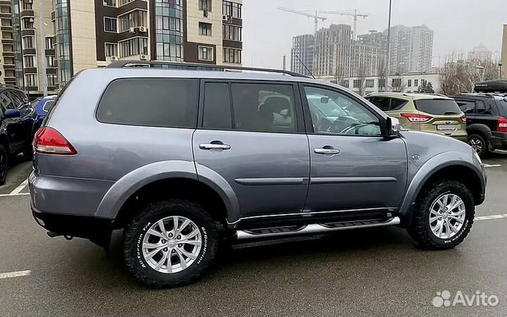 В разборе Mitsubishi Pajero Sport 2013