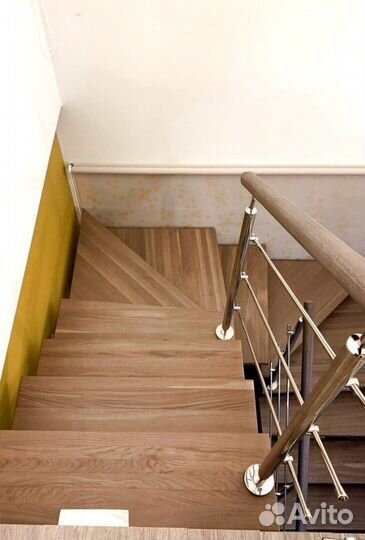 Лестница для коттеджа на заказ