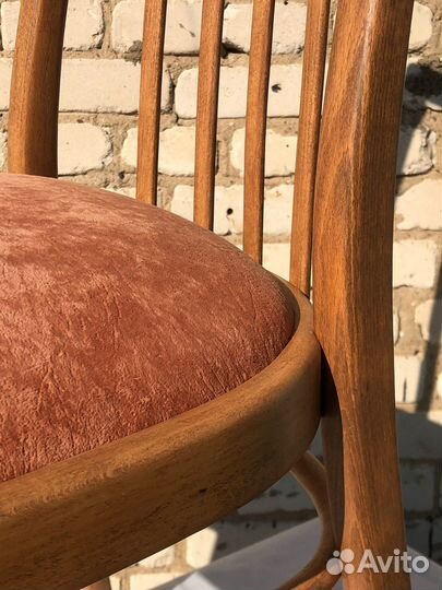 Перетяжка обивка стульев