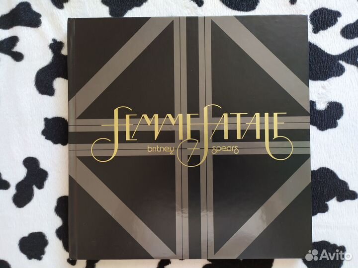 Britney Spears - Femme Fatale - CD - Сингл-Винил