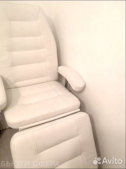 Кушетка косметологическая