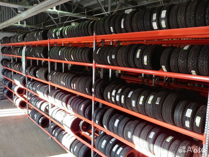 Nokian Tyres Hakkapeliitta R3 SUV 235/55 R20 102R