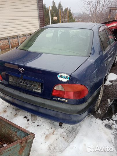 Разбор toyota avensis