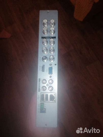 Видеорегистратор на 8 камер