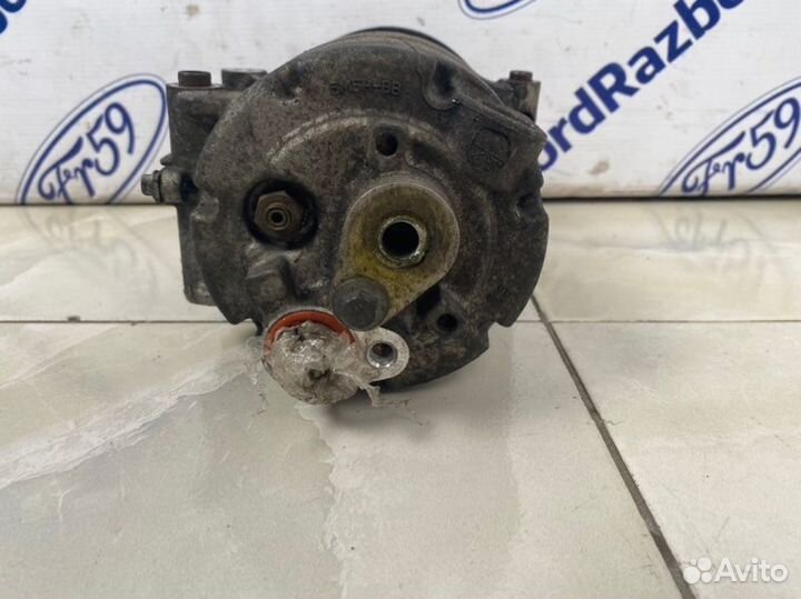 Компрессор кондиционера Ford Focus 2 CB4 1.8