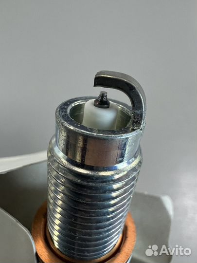 Свеча зажигания 04E905601B