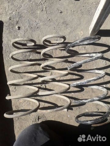 Пружины на стойки