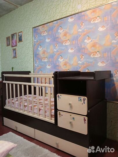 Продам детскую кроватку
