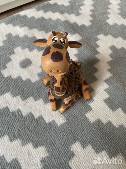 Статуэтка жираф дерево