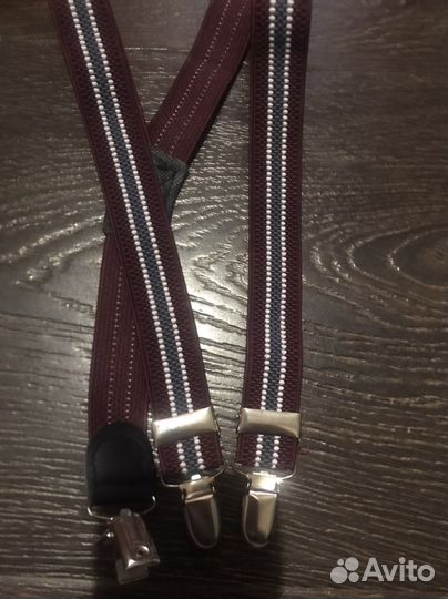 Бабочка и подтяжки