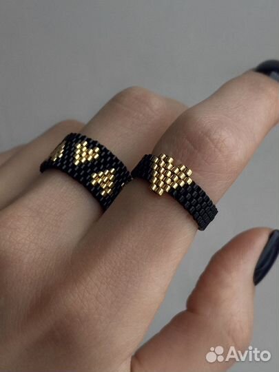 Кольцо ручной работы из бисера