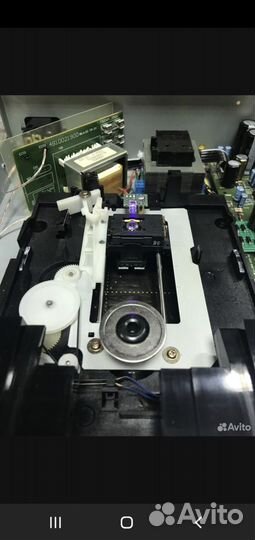 CD проигрыватель C.E.C