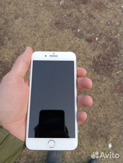 iPhone 8 Plus, 64 ГБ