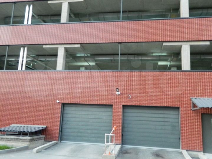 Машиноместо, 13 м²