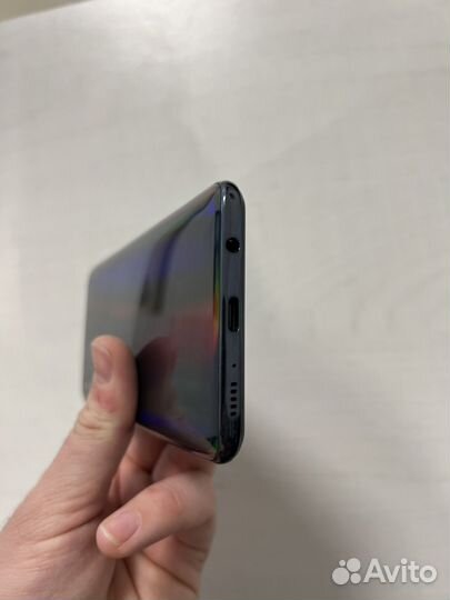 Samsung Galaxy A50, 4/64 ГБ