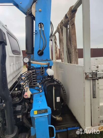 Isuzu NQR71 с КМУ, 2007