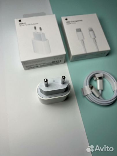 Зарядка на iPhone 20w + кабель