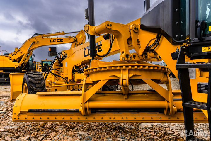 Автогрейдер SDLG (LGCE) G9220F AWD, 2024