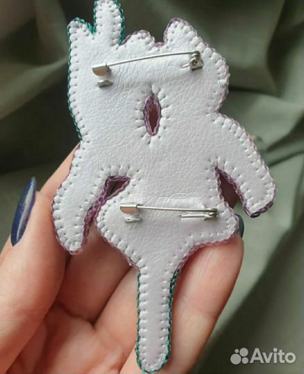 Брошь ручной работы