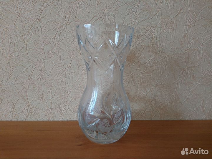 Ваза хрустальная