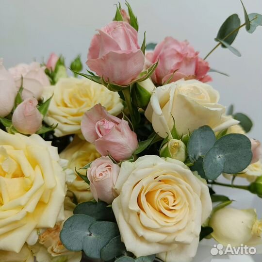 Цветочная композиция с бесплатной доставкой