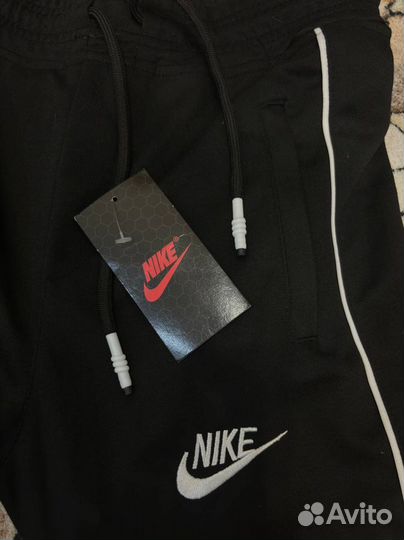 Спортивные штаны nike