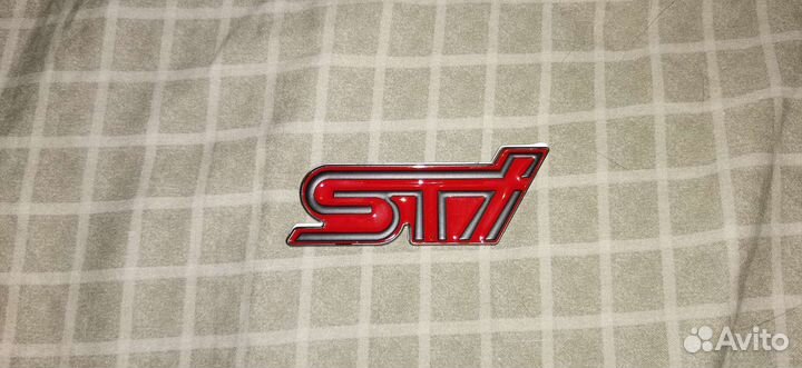 Шильдик sti subaru