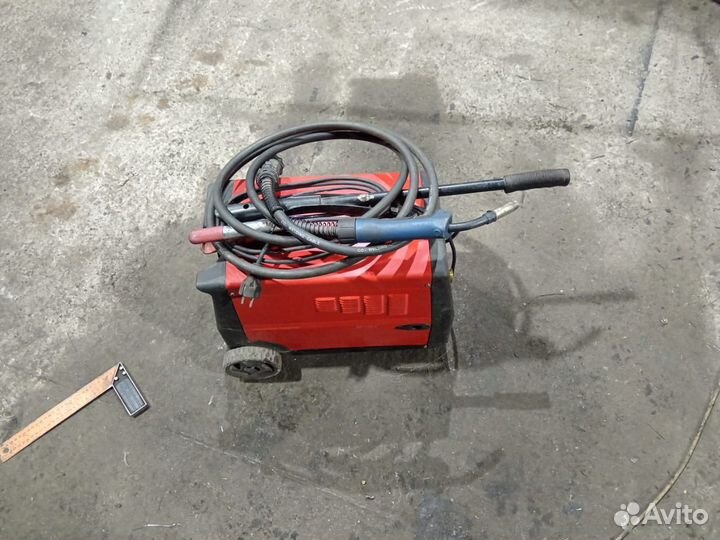 Сварочный полуавтомат helvi panther 152