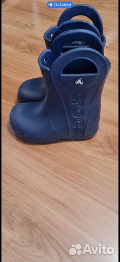 Резиновые сапоги crocs c10