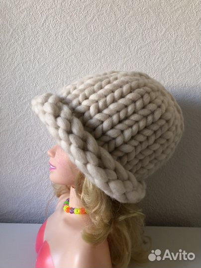 Шапка из мериноса, тёплая и новая