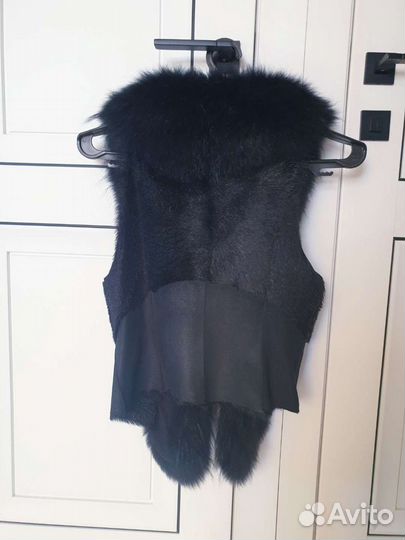 Жилет меховой р-42
