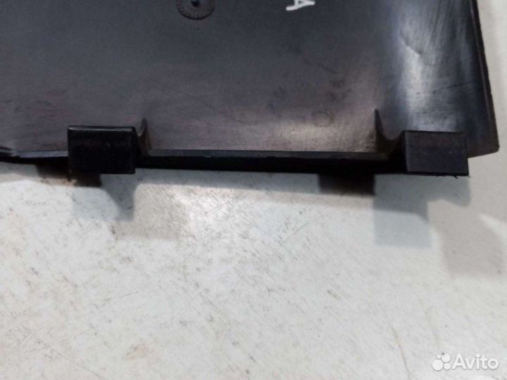 Крышка блока предохранителей Opel Vectra A 1993