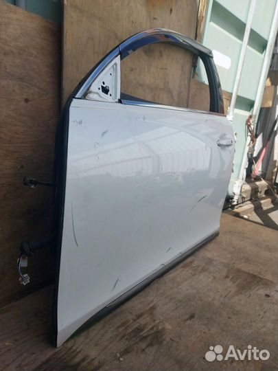 Дверь передняя левая Lexus GS 3 рест. URS190