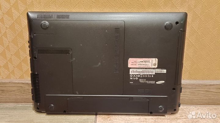 Samsung хорошее состояние, для учёбы, работы