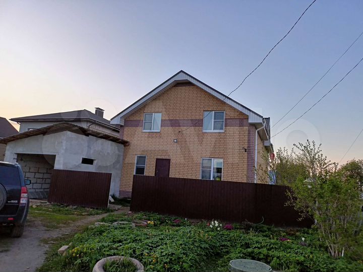 Дом 250 м² на участке 7 сот.