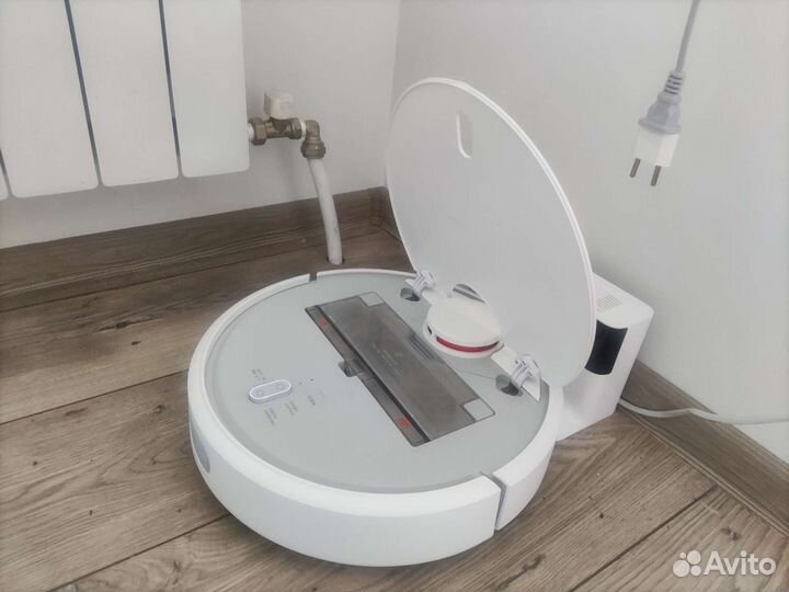 Робот пылесос