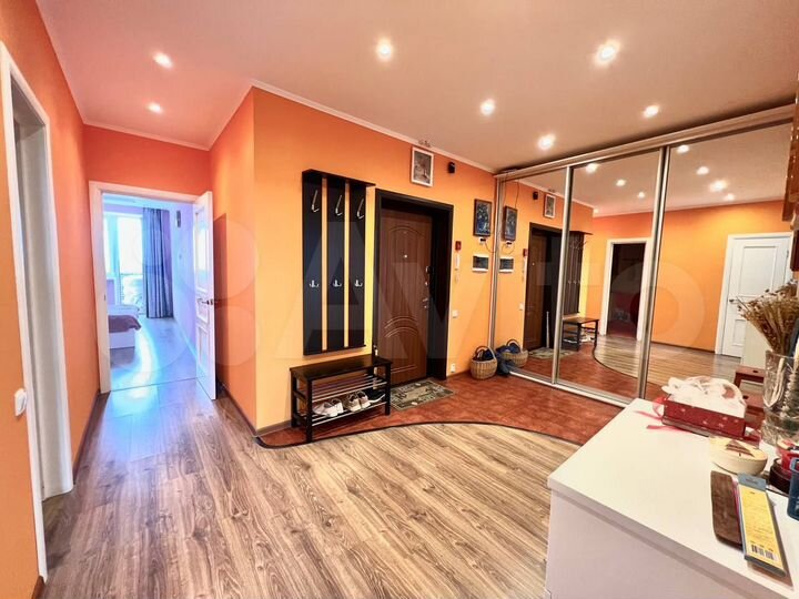 2-к. квартира, 66 м², 12/12 эт.