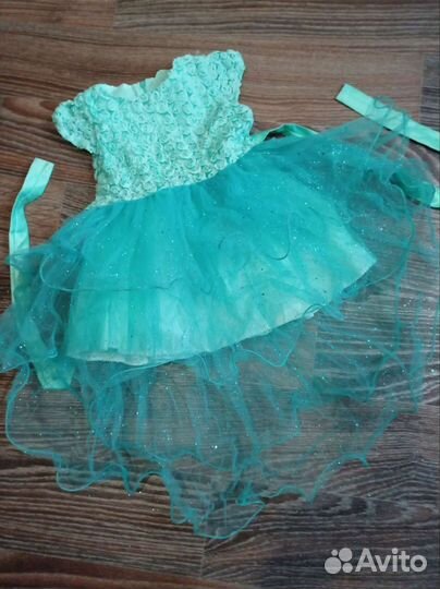 Платье для девочки новое