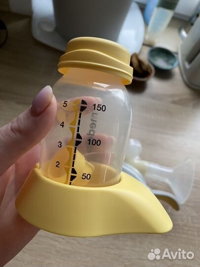 Молокоотсос medela ручной