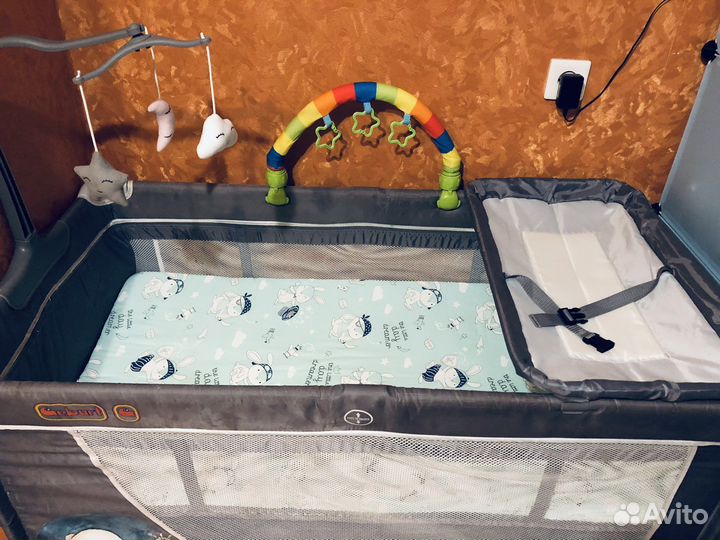 Детская кровать манеж