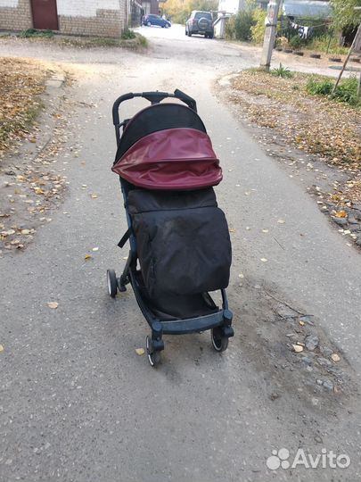 Прогулочная коляска