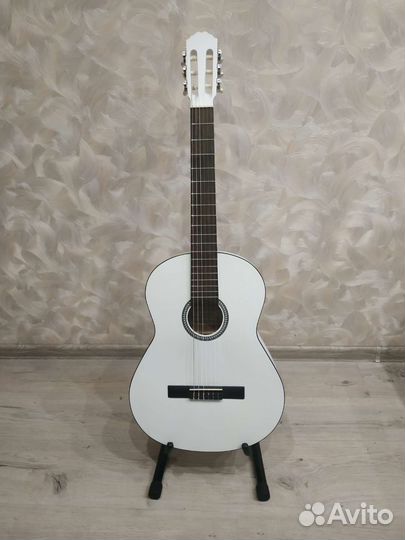 Классическая гитара Manuel Fernandez (массив ели)