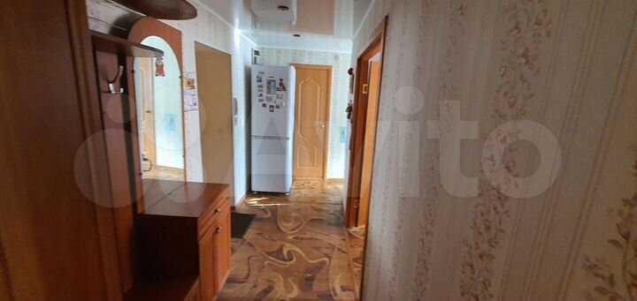 2-к. квартира, 50 м², 4/9 эт.