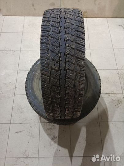 Viatti Vettore Inverno V-524 215/65 R15C