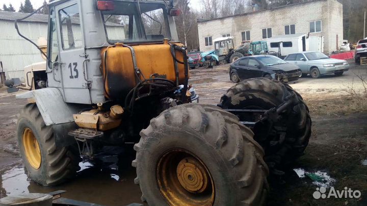 Трактор Т150