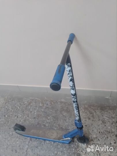 Трюковой самокат