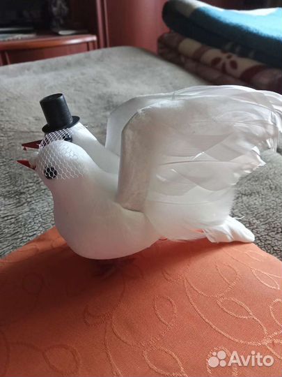 Статуэтка голубь и бокалы свадебная