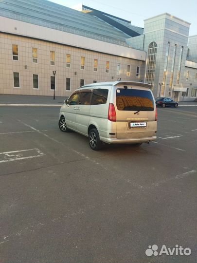 Nissan Serena 2.0 CVT, 2000, 220 000 км