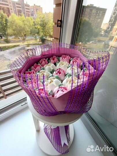 Сладкий букет из роз